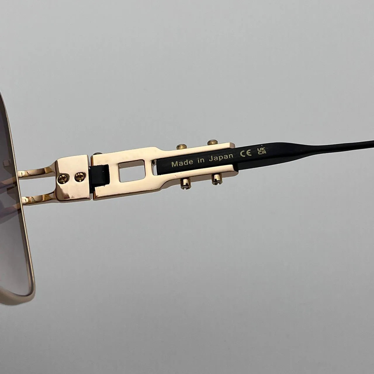 38-48D /Sunglasses