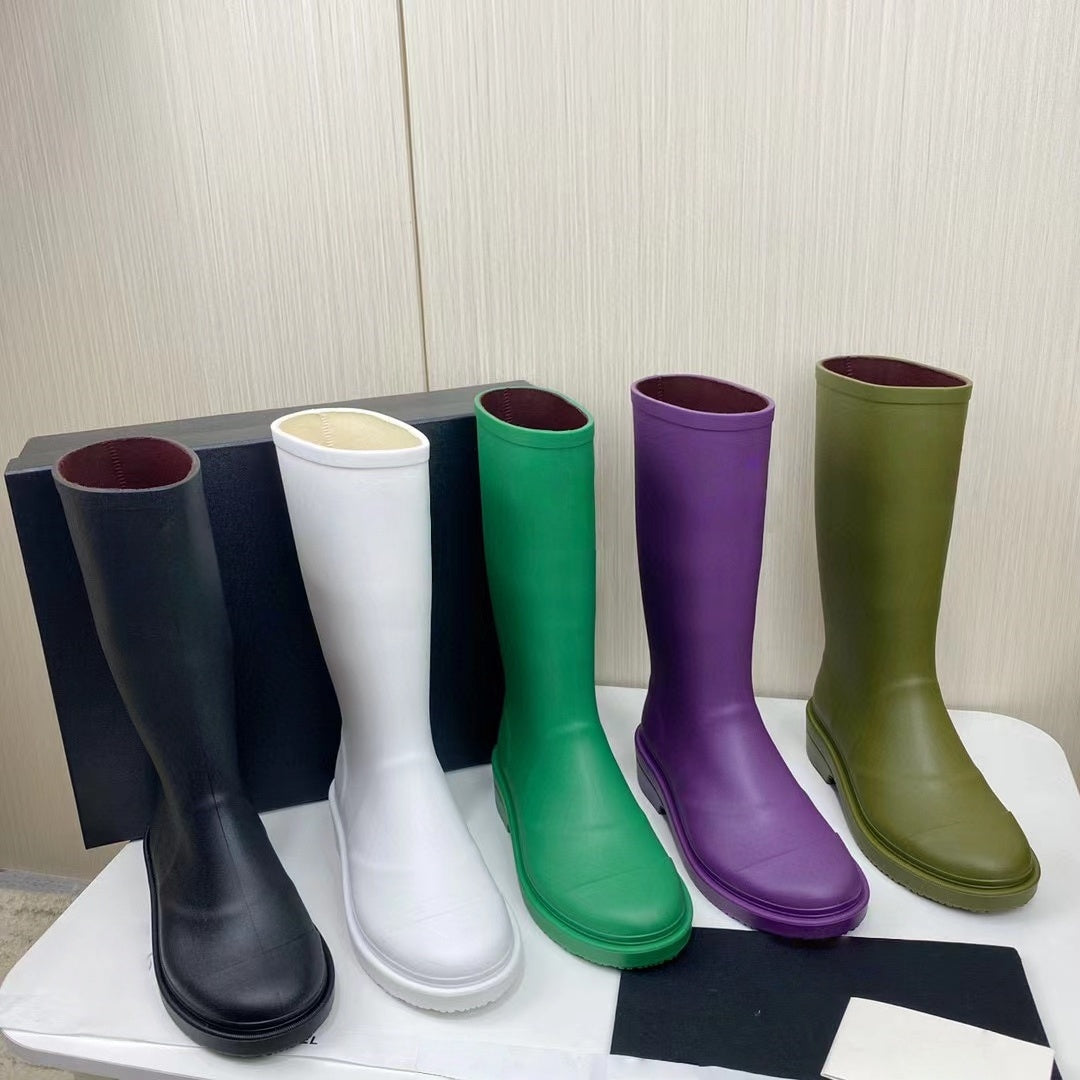 98-108D / Waterproof rubber rain boots