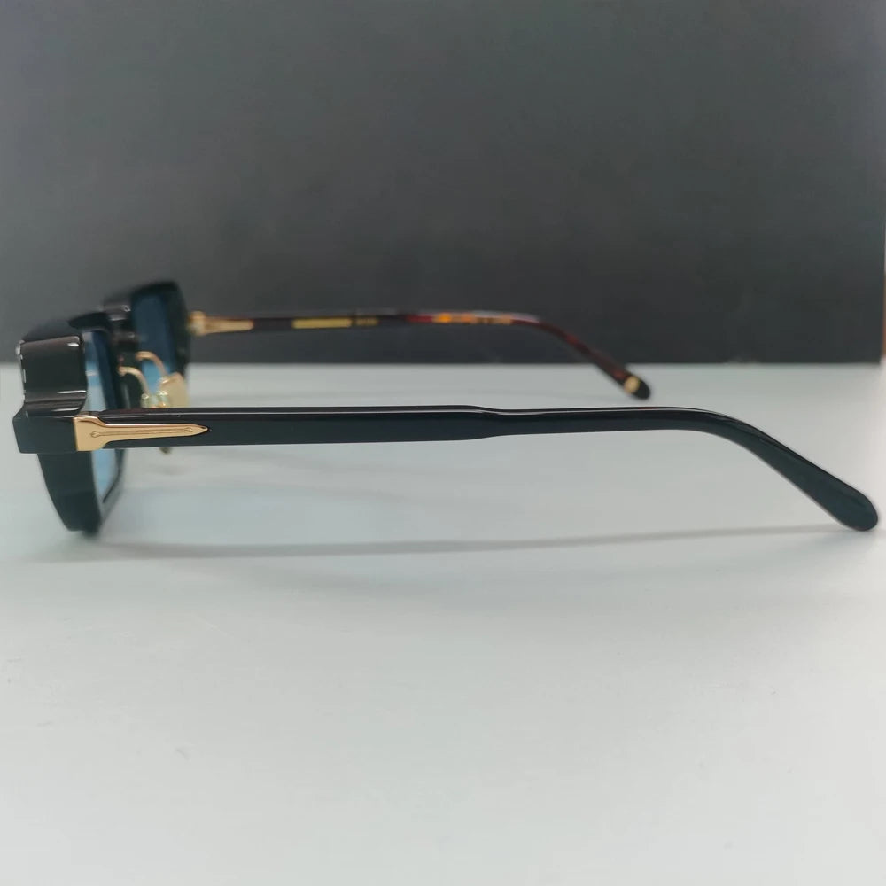 38-43D /Sunglasses