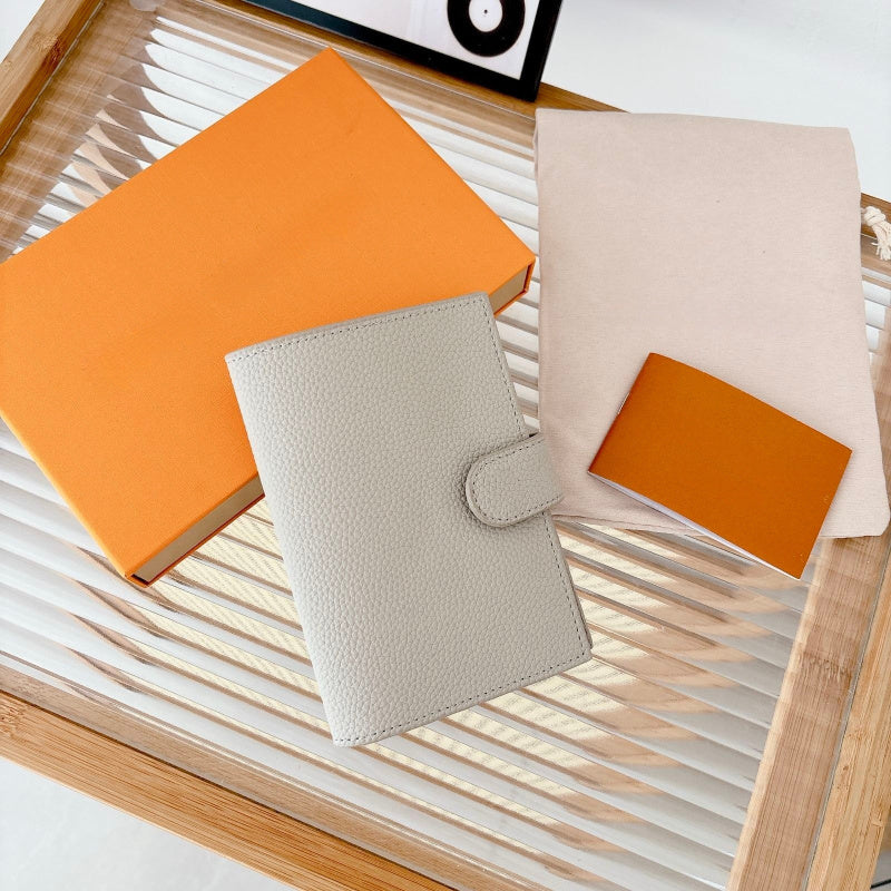 18-22D/Passport Cover