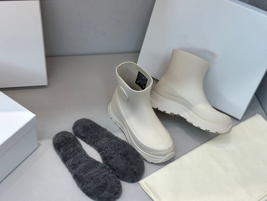 86-96D / Waterproof Rain Boots