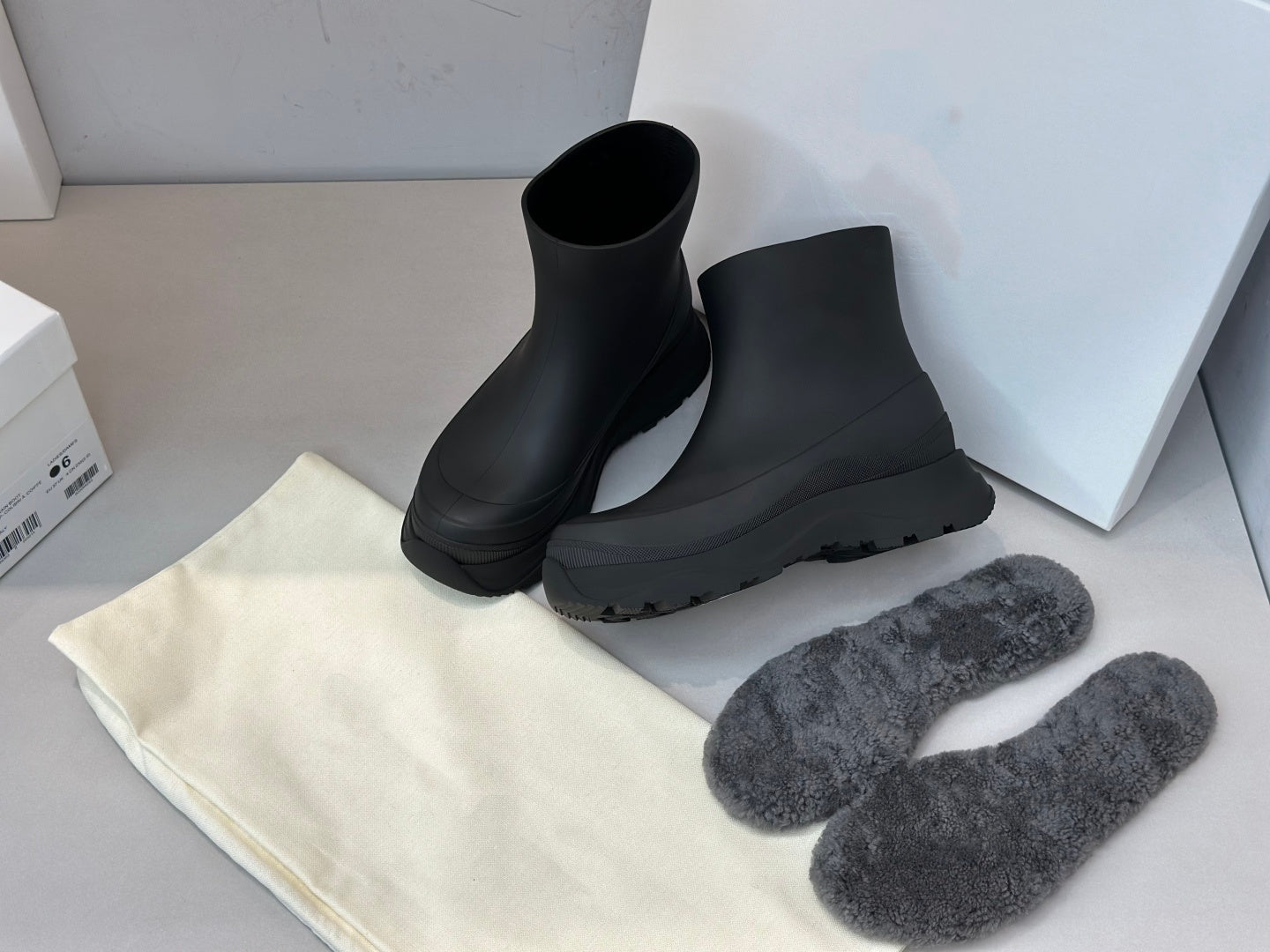 86-96D / Waterproof Rain Boots
