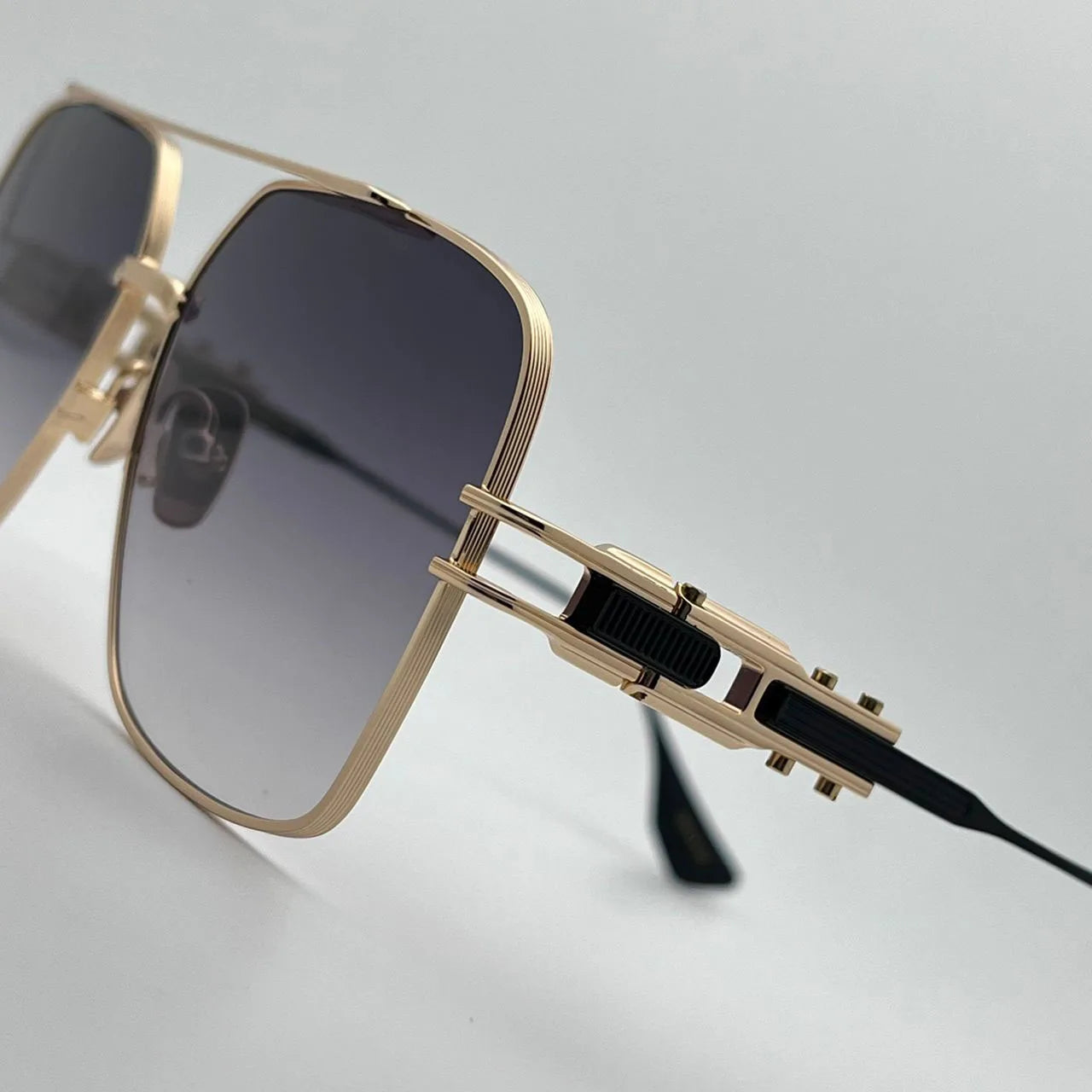 38-48D /Sunglasses