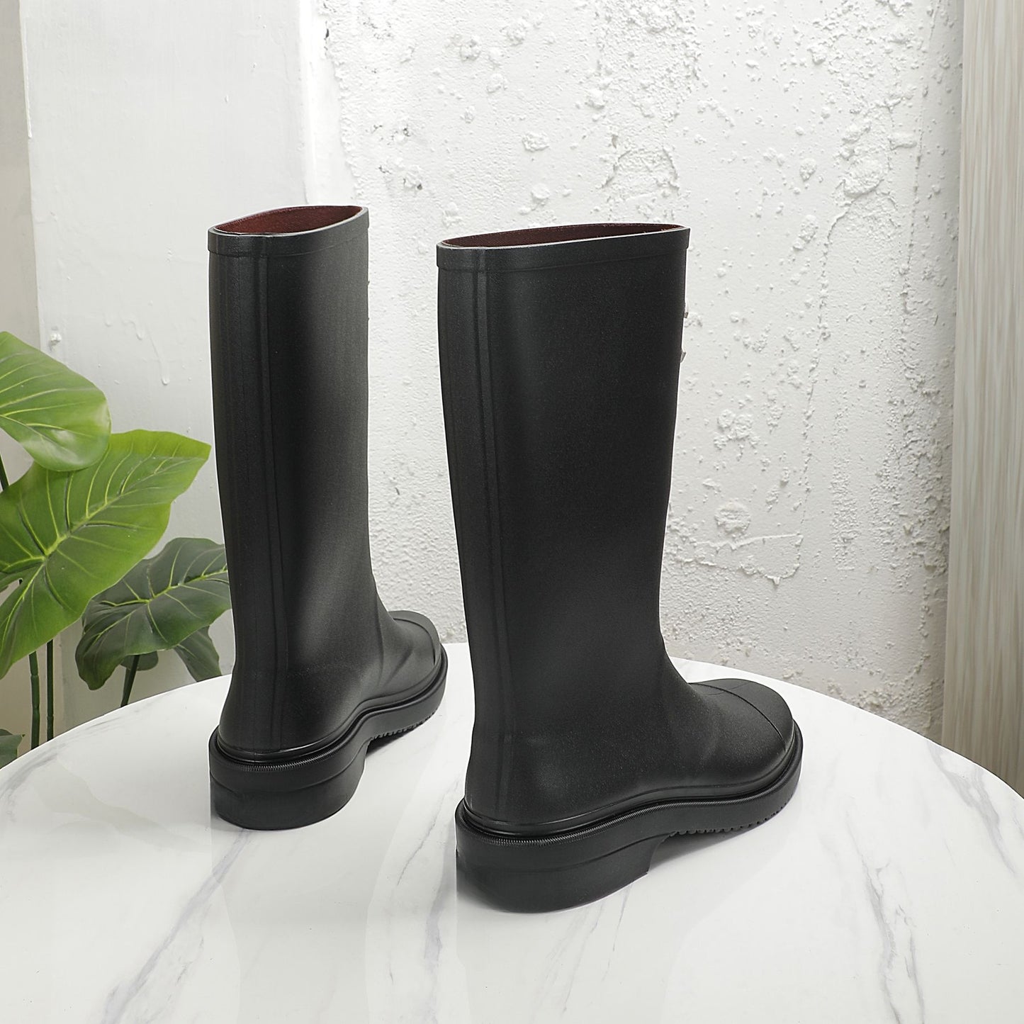 98-108D / Waterproof rubber rain boots